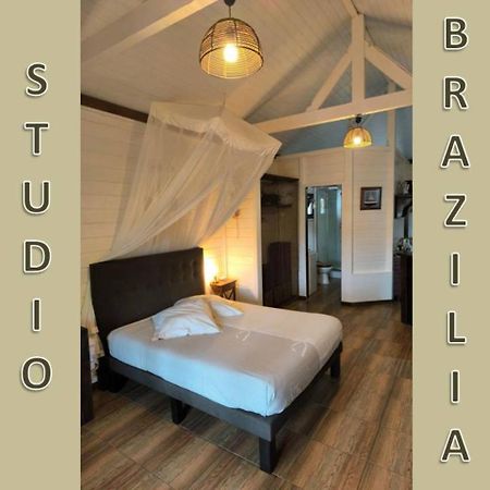 Studio Brazilia Bois Et Nature, Terrasse Avec Vue Sur Les Pitons Le Robert Luaran gambar